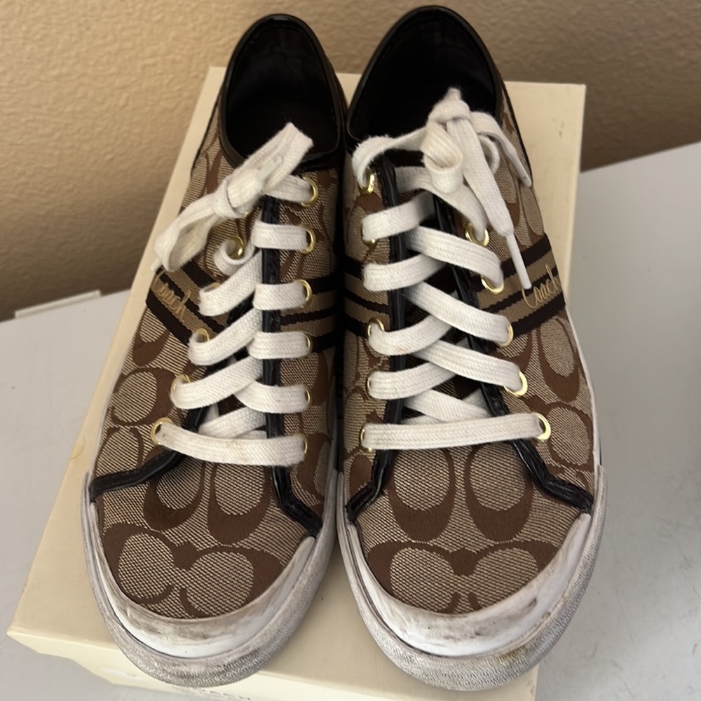 Coach Folly sneakers size 7 used with box - Picture 5 of 8
